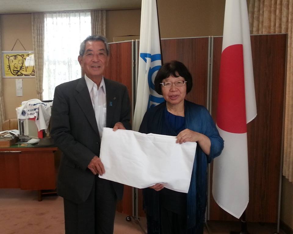  I paid a courtesy visit to the Mayor with Mr.Naganuma at Hofu city hall. He expressed the participation of the Biggest Painting in the World 2020.
