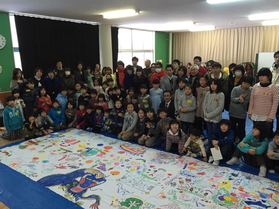The Biggest Painting in the World 2020 in Akita was painted through the efforts of PTA of Sakura Primary School in Akita City.